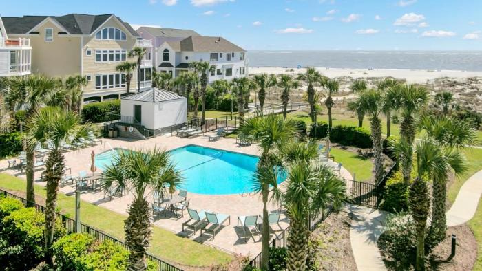 307 Summerhouse by AvantStay Oceanfront View Shared Pool