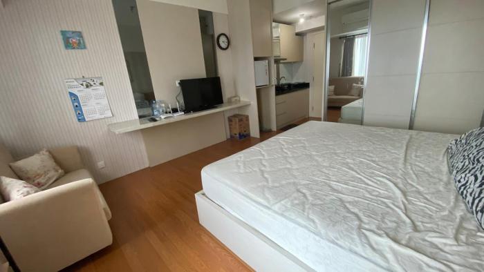 629 Apartemen Tanglin studio pakuwon mall PTC