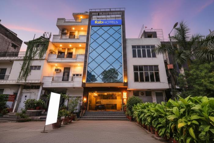 FabHotel Yash Residency - Yamuna Sports Complex