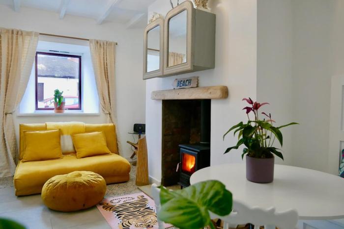 Tiny one bedroom mansion in newbiggin by the sea