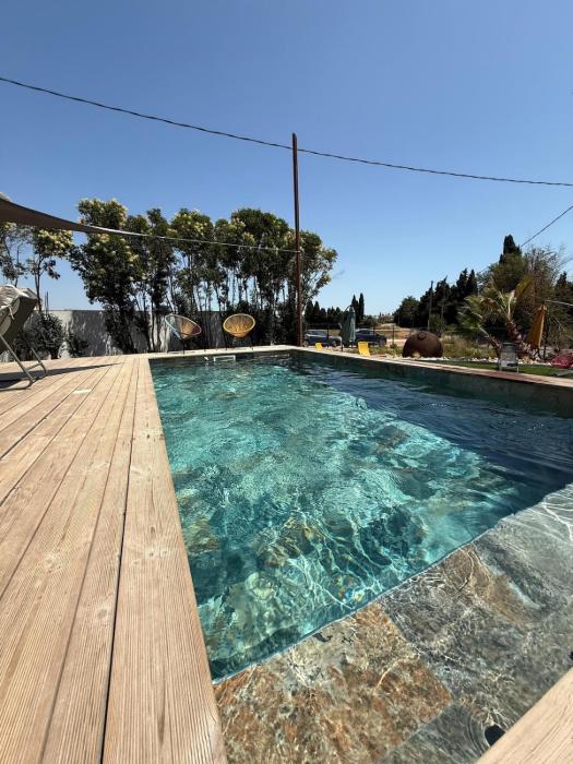 Villa dexception à Mauguio Piscine chauffée