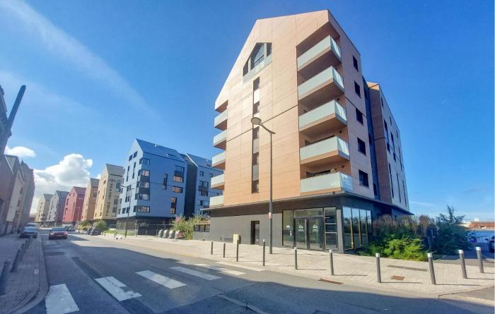 Gorgeous Apartment In Dunkerque With Wifi