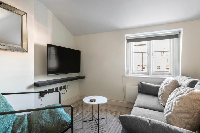 Blueground Tyburnia view nr Hyde Park LON-652