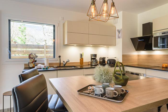 Le Green Garden - Rez de jardin ensoleillé à quelques pas du lac