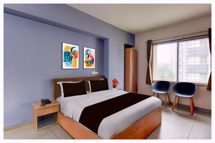 Hotel Alaukik Residency Near Vishwanath Temple