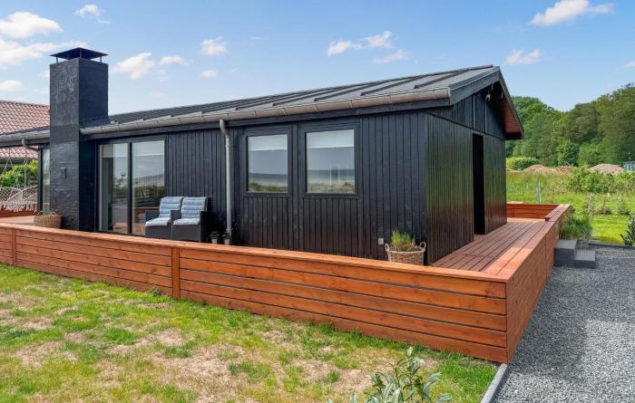 3 Bedroom Amazing Home In Sjølund