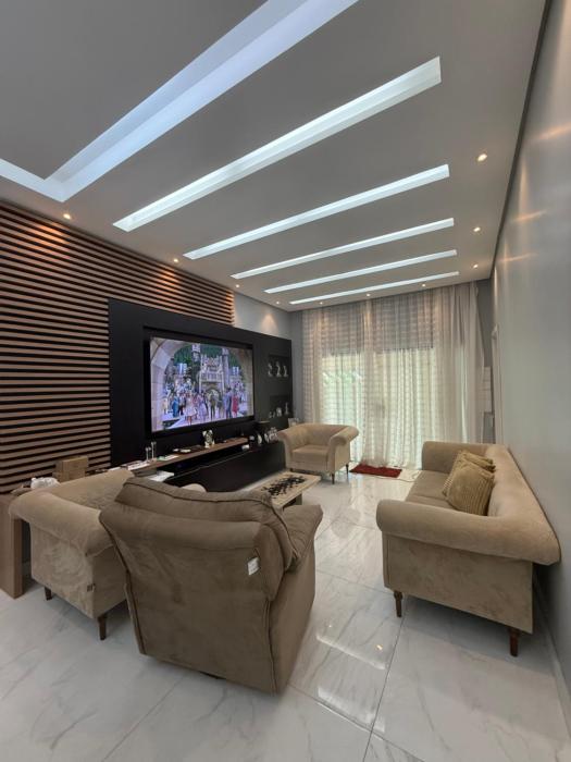 Linda e Confortável Casa