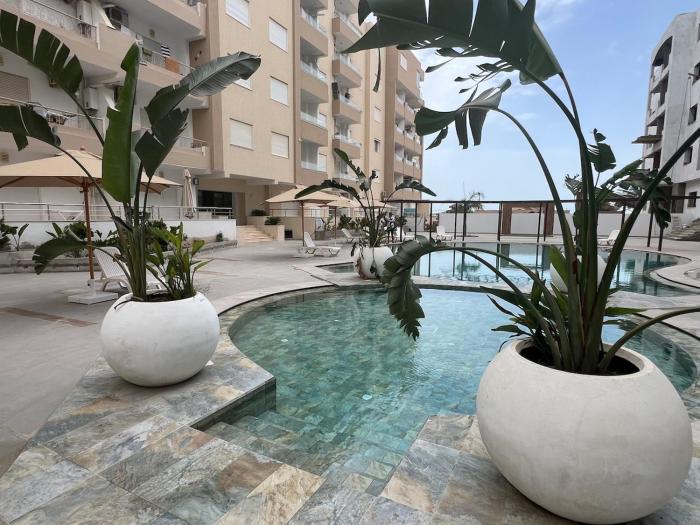 chott meriem avec terrasse sur la mer