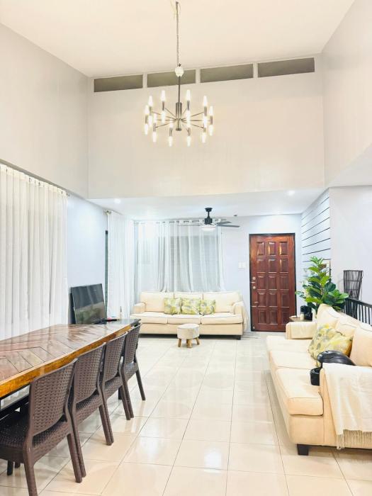 Matthews Home Cebu-Casa Uno