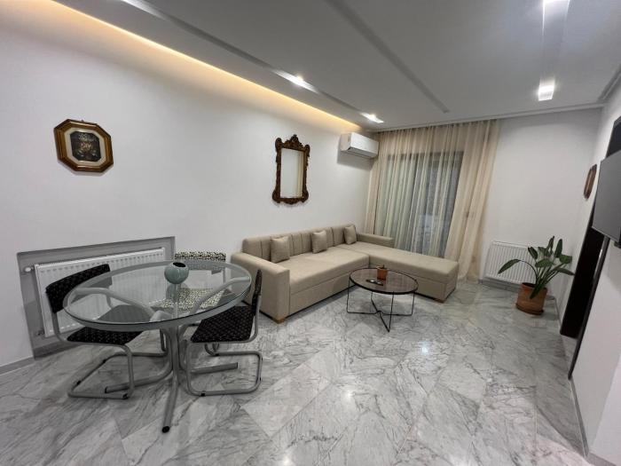 la soukra cozy apartment