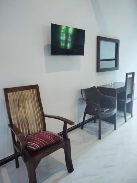Aloka Apartments