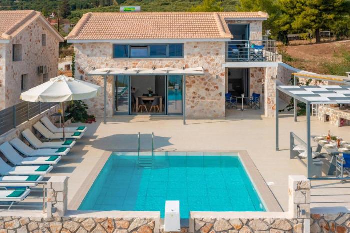 Villa Delphini by Villa Plus