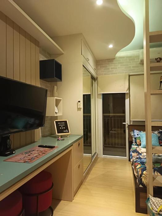 One Piece Anime Themed Studio with Balcony Near Pool