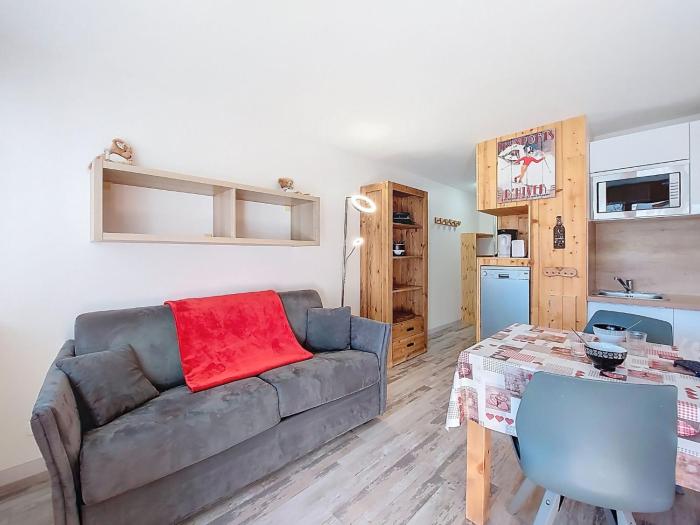 Studio Les Asters-41 by Interhome