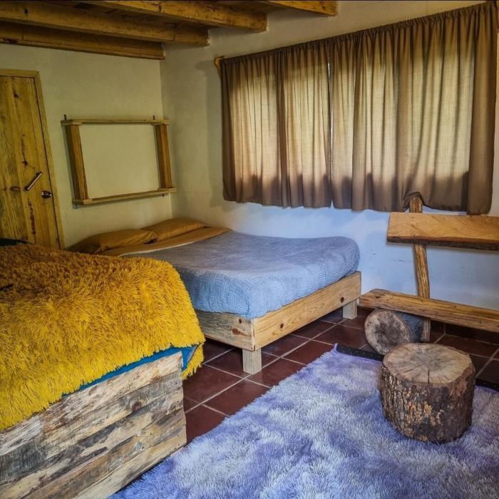 linda habitación en la montaña