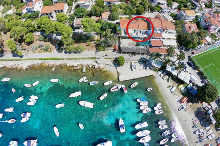 Apartments by the sea Hvar - 24926