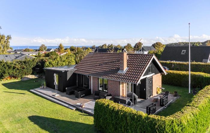 1 Bedroom Gorgeous Home In Bogense