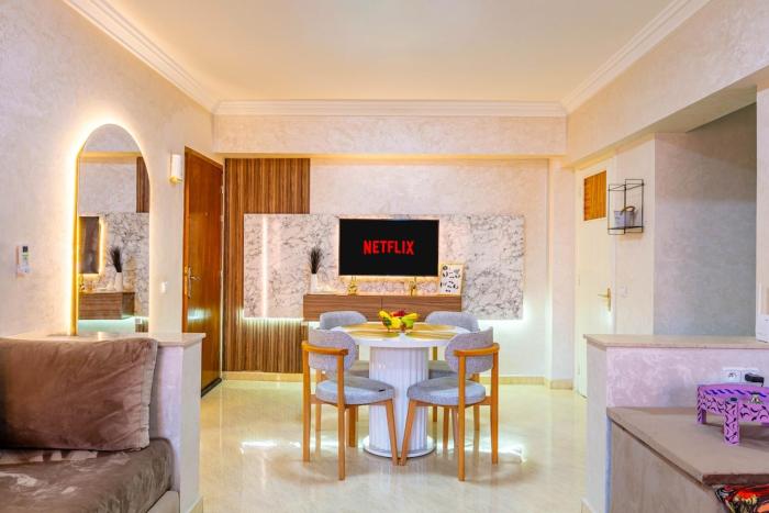 Stylish Apartment in Gueliz by Train & Majorelle