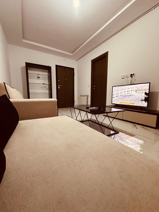 Luxueux S1 nouvelle Soukra