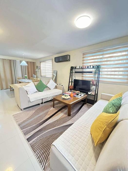 Marinas Transient House