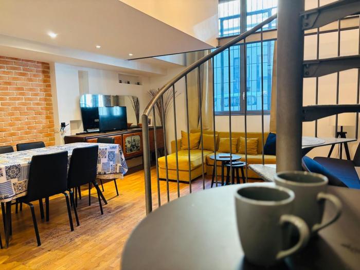 Parcheggio & Metro M2 - Duomo e Navigli - WiFi & AC