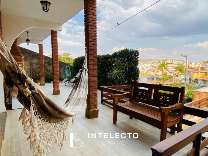 Vista Top - Casa prox centro 3Qts c churrasqueira