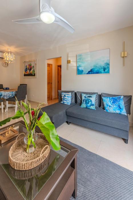 Oasis cerca del mar #1