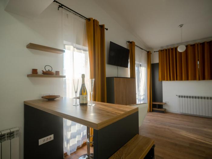 The Urban Retreat - Dominique Loft