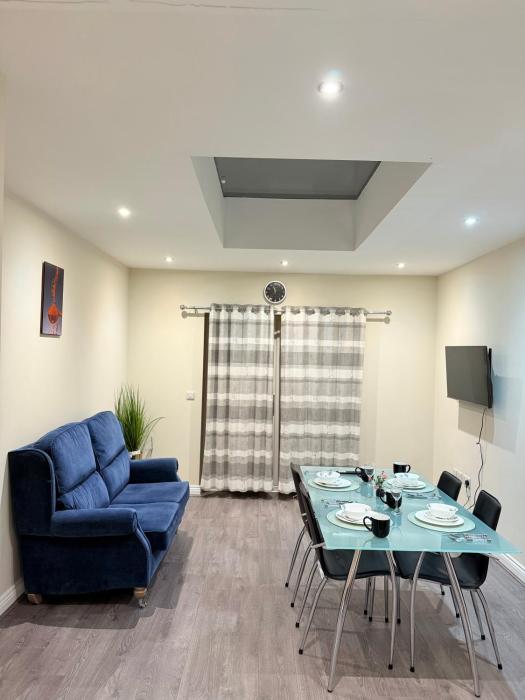 Flat 4 Garth House