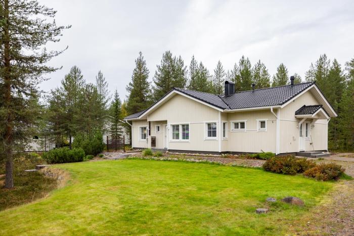 Villa Christmas Star By BookLapland