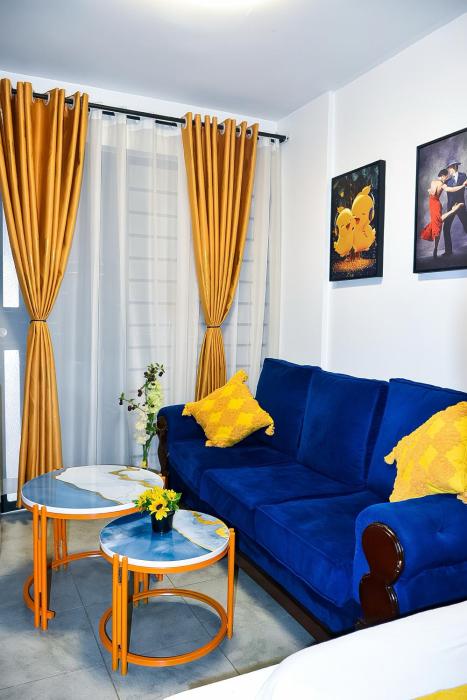 The Connoisseur Haven 1