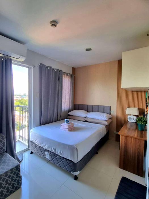 913Cityscape located at city center