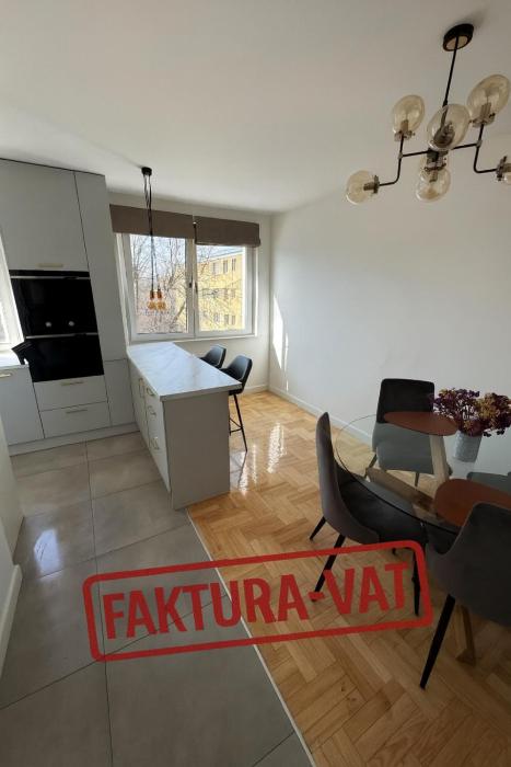 Marszałkowska City Center Apartment With Working Space