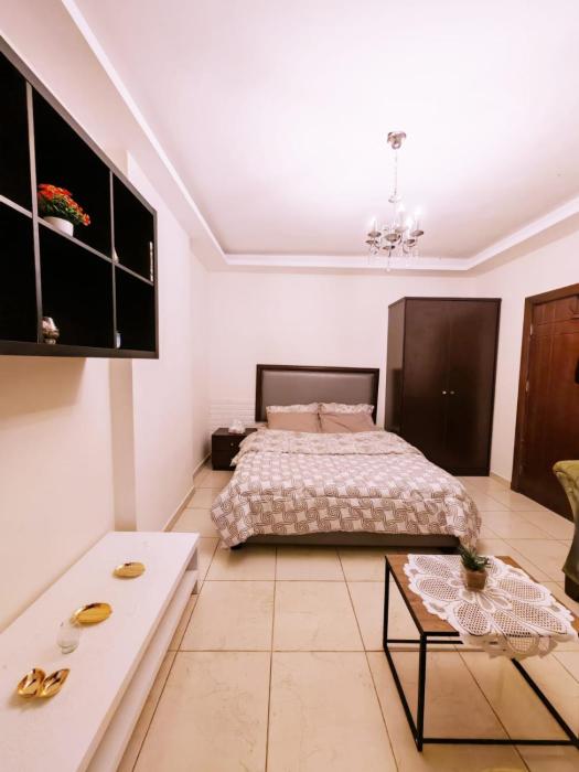 شقة في ضاحية الرشيد