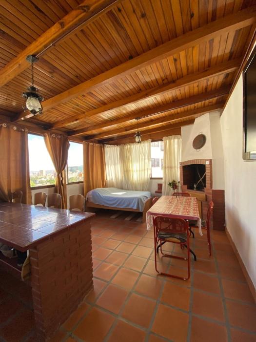 PH en residencia privada con 2 puestos de estacionamiento