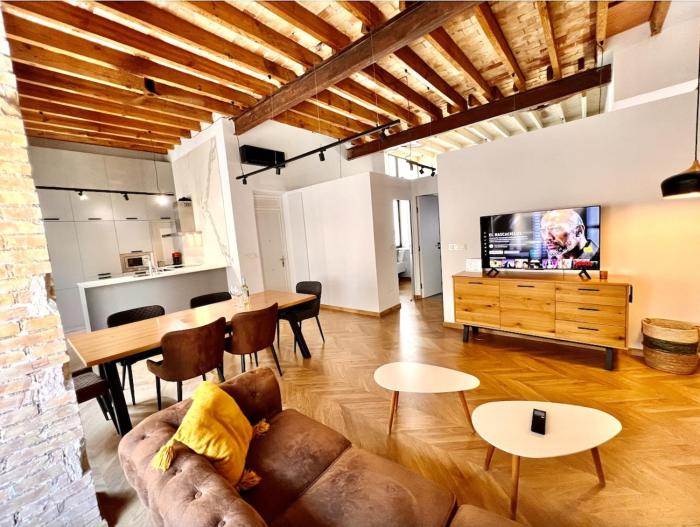 Modern and unique in the heart of alicante