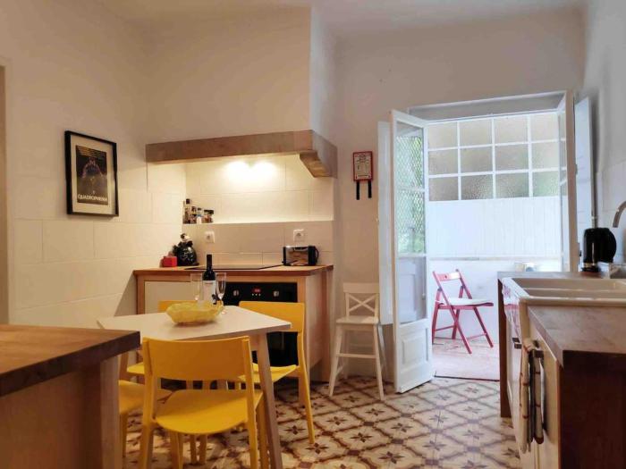 Comfortable beach flat at São Pedro do Estoril