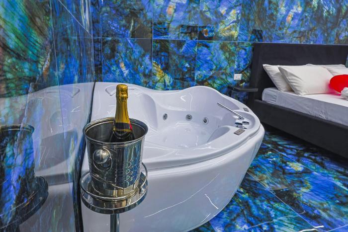 Paradise Luxury Rooms & Spa