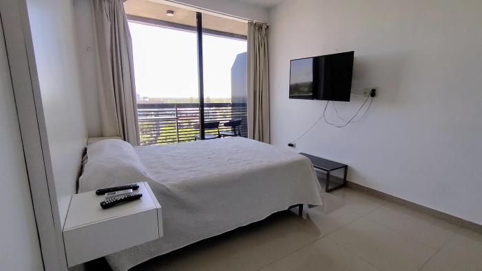 Peru 554 dpto 1103 frente al Forum