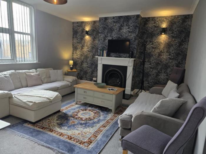 Spacious 4 Bedroom Townhouse in Hove
