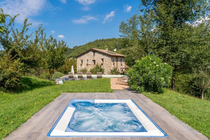 CASALE SANTA CATERINA Jacuzzi and Pool