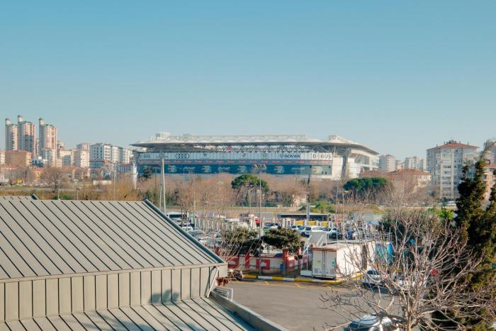Newly Constructed in Kadikoy Quake-Resistant-AC
