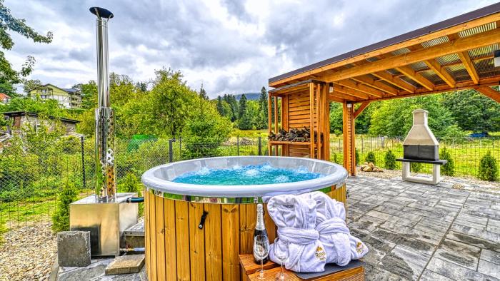 Apartament Superior z prywatną balią i ogrodem - Belle View & SPA - by Royal Aparts