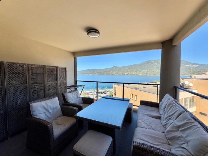 Appartement neuf tout confort en bord de mer