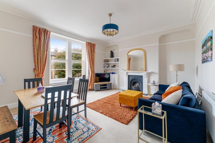 Peaceful & Pretty Clifton Apartment