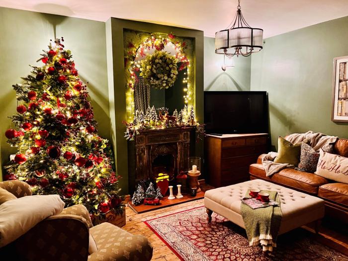 6 Luxury home, near family park and Coffee Shop!