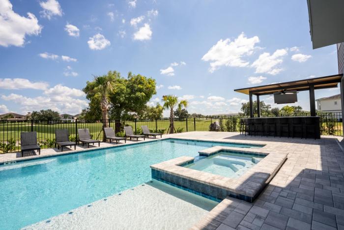 Golf Estate with Simulator, Bowling, Sauna