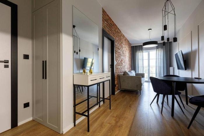 Chic Apartments - Cozy and Stylish - City Center - JP19