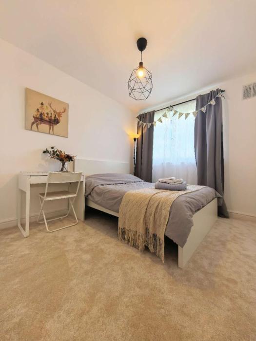 A Nice Room in Edinburgh