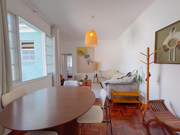 Excelente apartamento no Leblon